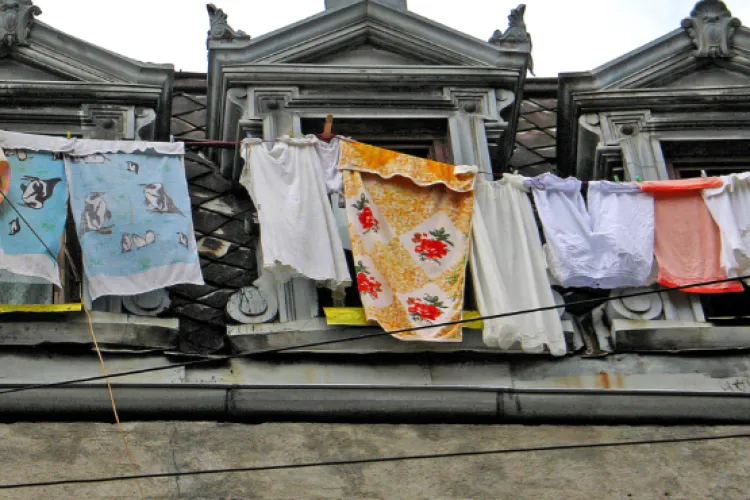 Gardurile din Cluj-Napoca sunt folosite pentru uscarea hainelor: „„Zona se degradează”
