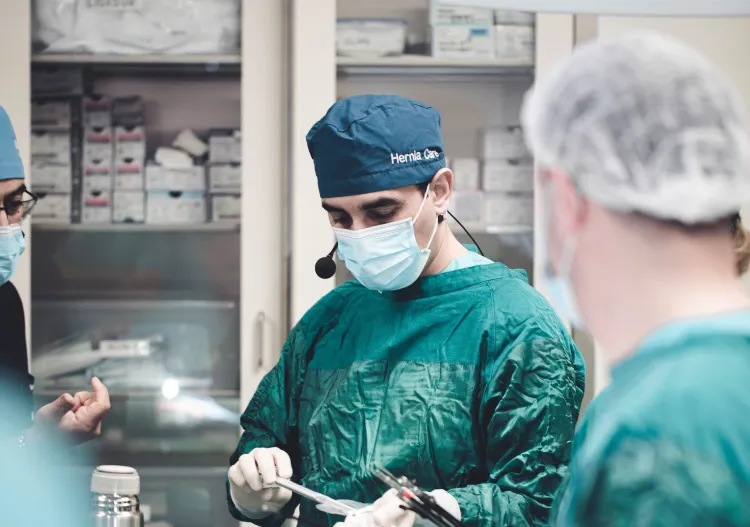 Medicii care lucrează noaptea ar putea primi mai mulți bani! Ministrul Sănătății propune majorări pentru fiecare gardă suplimentară