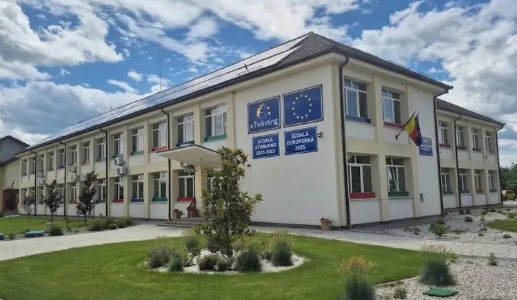 Povestea directoarei din Cluj care a făcut dintr-o școală de la sat un exemplu pentru toată țara: Peste 10 milioane de lei atrași și un premiu național