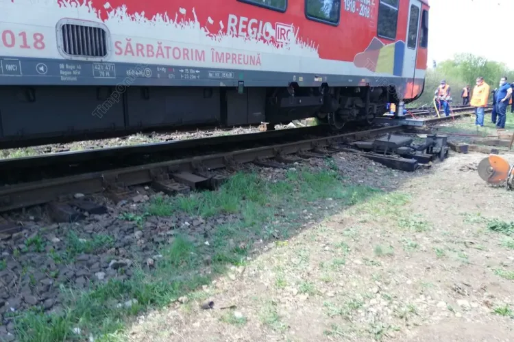 Accident pe șine, între două stații de cale ferată din Cluj! Un tren de călători a lovit o persoană. În ce stare se află victima