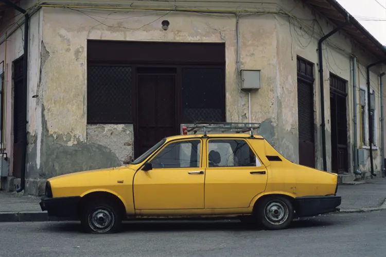 Programul Rabla Auto 2026 se redeschide în noiembrie! Câți bani pot primi românii pentru o mașină nouă și ce trebuie să facă pentru a obține ecotichetul