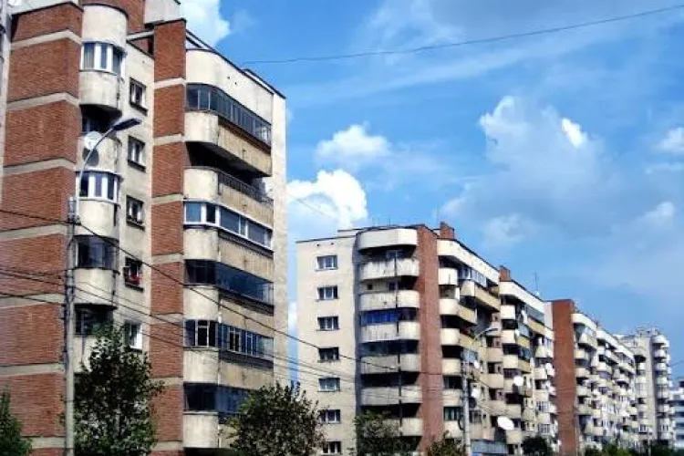 Cum își fac clujenii credit la bancă pentru apartament? Cât din venit ar trebui să meargă lunar pe rată și de ce mulți spun că fără 30% avans nu merită