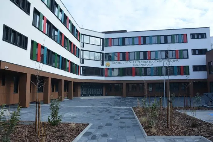 Post stabil la stat în Cluj! Centrul Școlar pentru Educație Incluzivă Cluj-Napoca angajează trei oameni: Ce acte îți trebuie și care e termenul