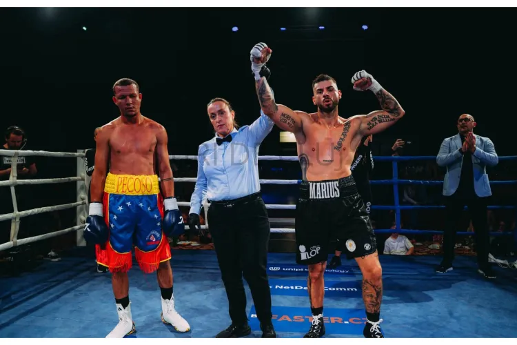 Victorie spectaculoasă pentru pugilistul clujean Marius Antonietti! L-a făcut KO pe adversarul din Venezuela și se bate pentru două centuri internaționale