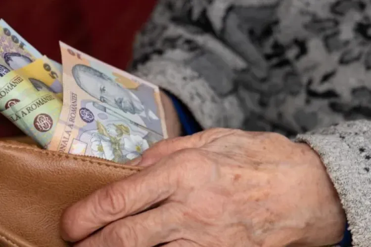 Pensionarii ar putea primi mai mulți bani de anul viitor! Ce se întâmplă cu pensiile de la 1 ianuarie 2027