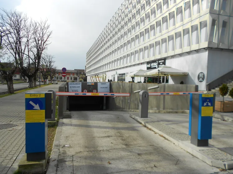 Parcarea subterană de la BTarena din Cluj-Napoca, închisă temporar. Avertisment pentru șoferi