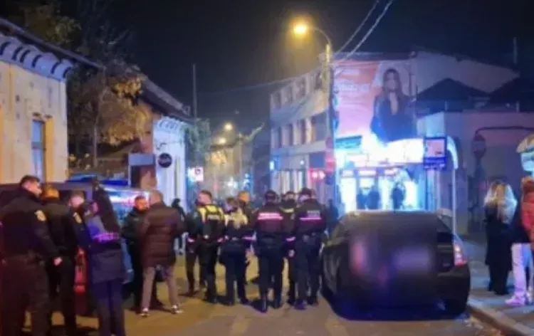 Dimineață sângeroasă în Cluj-Napoca! Un scandal de proporții a avut loc pe strada Piezișă: Un tânăr a fost găsit întins pe jos după o bătaie