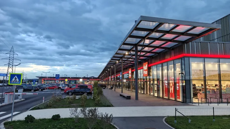 Nu mai sta în casă pe vreme urâtă! URBANO Shopping & Living îi invită pe clujeni la un weekend complet: sală, cafea, shopping de toamnă și prânz în oraș