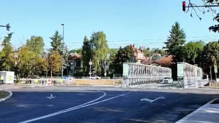 Ce se întâmplă cu podul provizoriu care leagă Splaiul Independenței de Grigorescu? Primăria Cluj-Napoca îi cheamă pe clujeni la o dezbatere publică