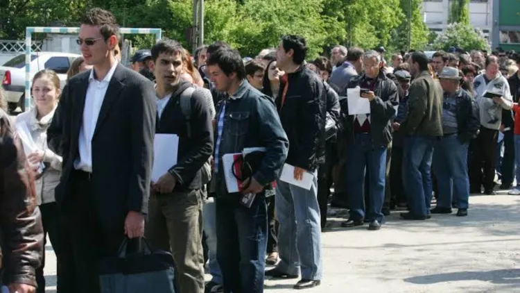 Peste jumătate de milion de români sunt șomeri! Cifrele pentru tineri sunt alarmante: Aproape unul din trei nu are un loc de muncă