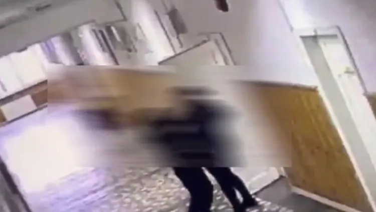 Elevul care și-a înjunghiat profesoara, externat de la Psihiatrie din Cluj! Copilul poate fi reînscris la școală