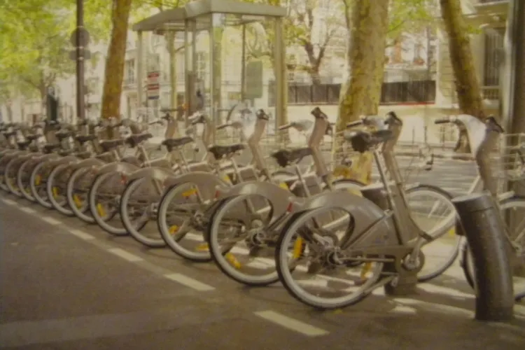 540 de biciclete si 15 kilometri de piste pentru biciclisti in Cluj-Napoca! S-a semnat contractul european VIDEO 