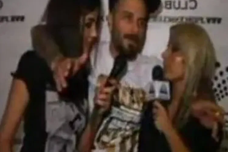 Minte de rapper! Uzzi catre doua jurnaliste: "V-as f..e pe amandoua!" VIDEO