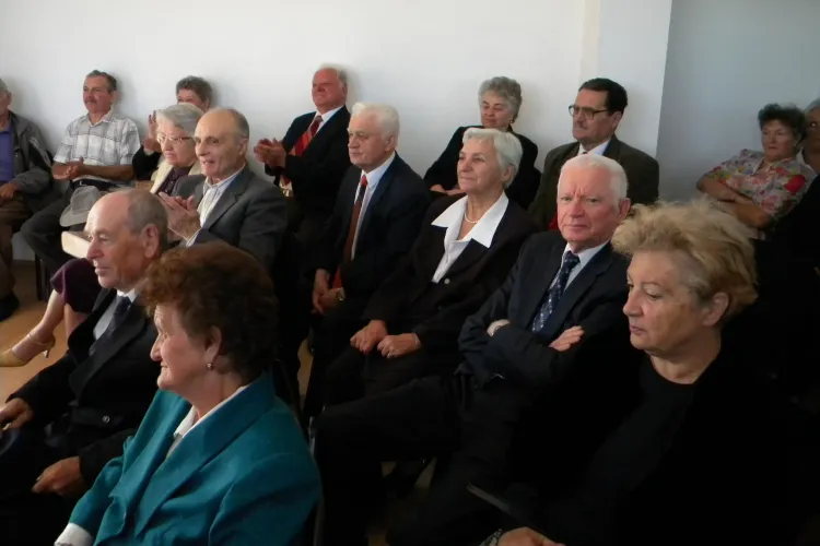 Pensionarii clujeni au trei noi cluburi in oras! 105 cupluri au fost premiate