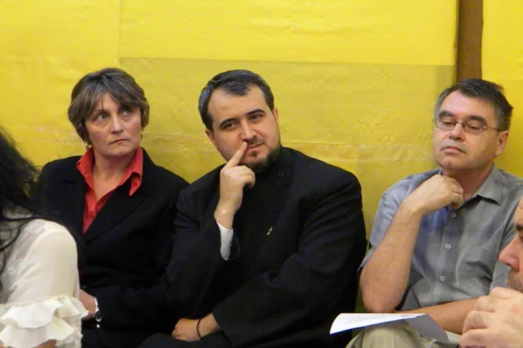 Scandal pe spatii intre Colegiul Tehnic "Edmond Nicolau" si adventistii de la "Maranatha" FOTO