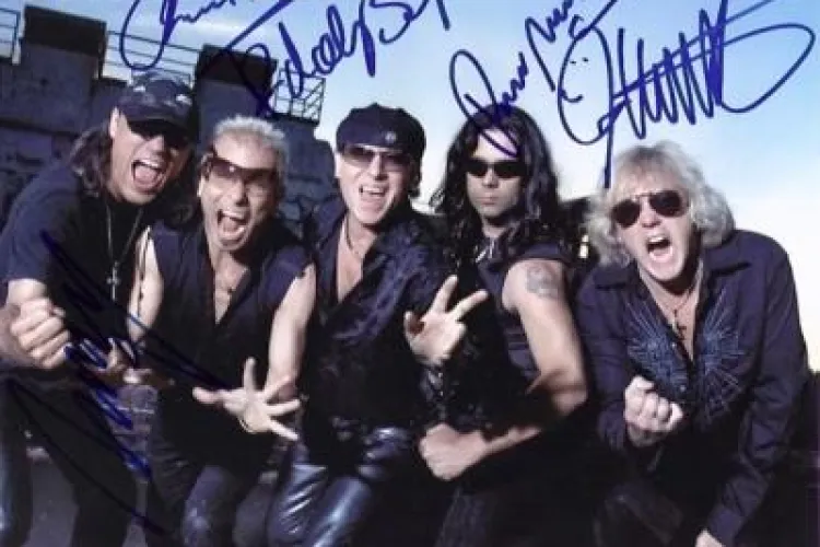 Scorpions la Cluj! "Vor prosoape spalate, dar n-au cerut femei. Sunt batrani", spun organizatorii VIDEO