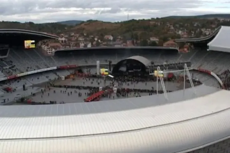 Asteptand Scorpions, Cluj Arena incepe sa se umple! Vezi imagini cu stadionul si spectatorii VIDEO si FOTO