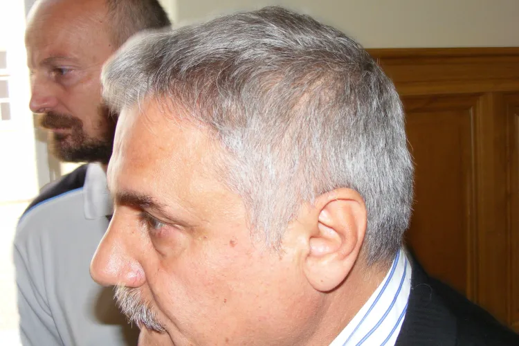 Directorul Niculae Nistor, arestat pentru luare de mita, ramane in arest