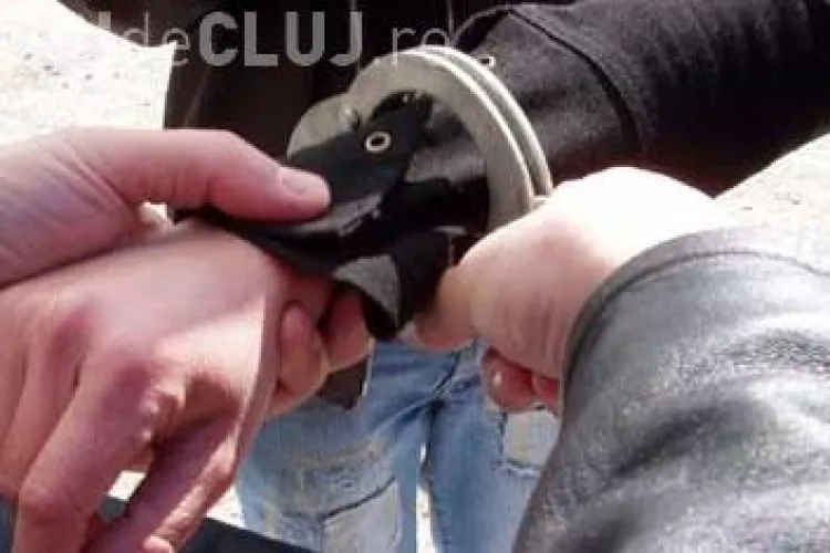 Israelian arestat la Cluj pentru pornografie infantila