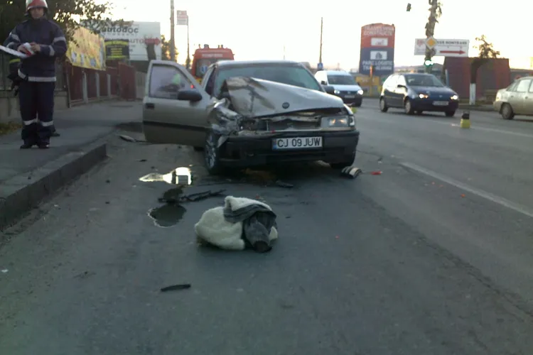 Accident pe Traian Vuia, langa Ambient VIDEO