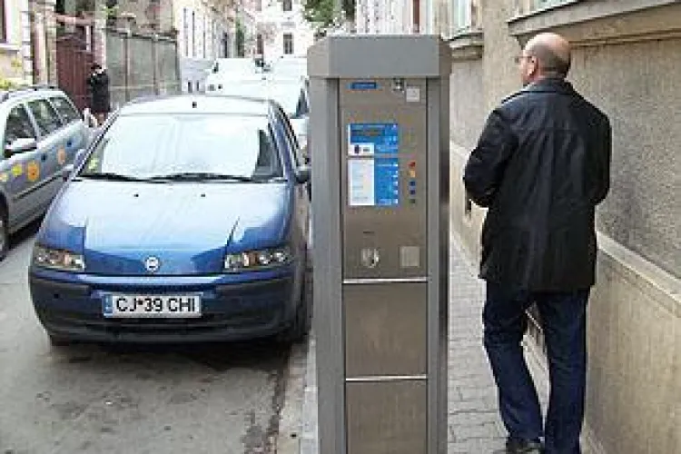 La Cluj-Napoca se fura acumulatorii din parcometre