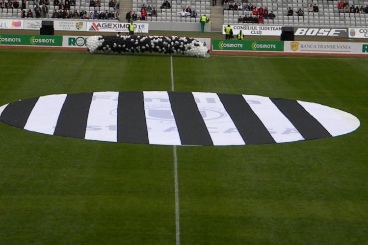 Gaudeamus Igitur a rasunat pe Cluj Arena! Suporterii U Cluj au fluturat steagurile VIDEO