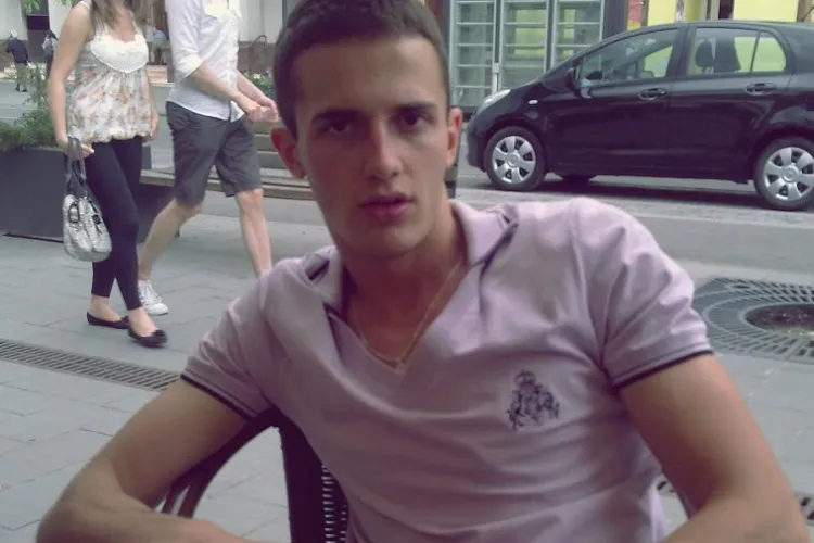 Fiul lui Gore a talharit un comerciant de telefoane! Sami David se preda azi