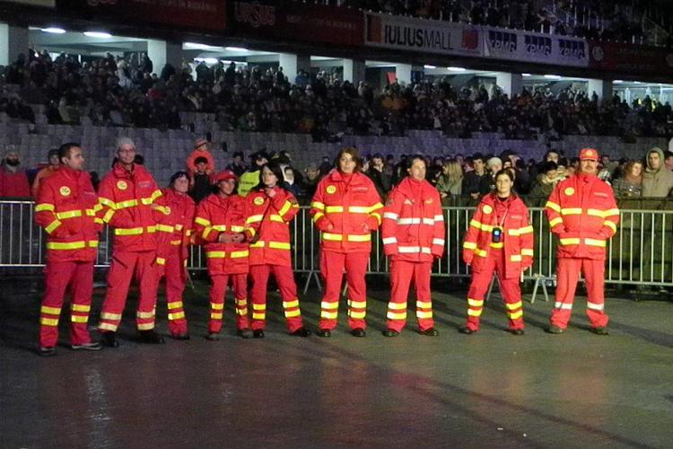 Si paramedicii SMURD Cluj danseaza pe Cluj Arena IMAGINEA ZILEI