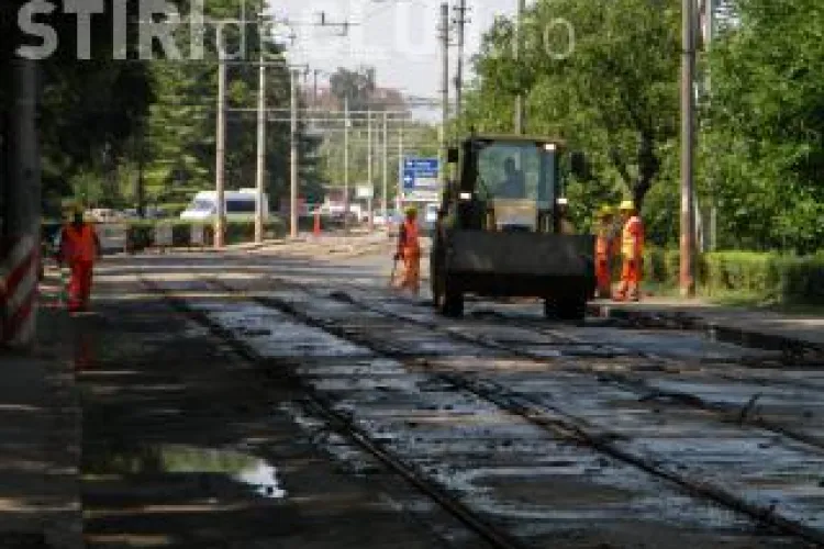 Restrictii de circulatie la intersectia strazilor Primaverii cu strada Izlazului, cartierul Manastur
