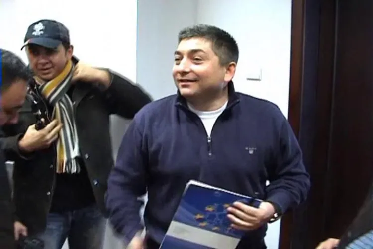 Alin Tise poarta ghete Clujana, editie limitata, care costa 300 de lei VIDEO si FOTO