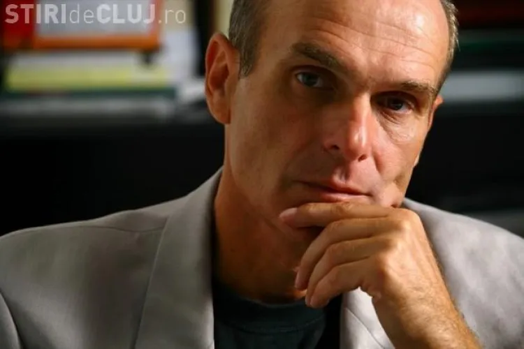 Cristian Tudor Popescu, inspaimantat de cei care ii iau apararea lui Serban Huidu. Are dreptate?