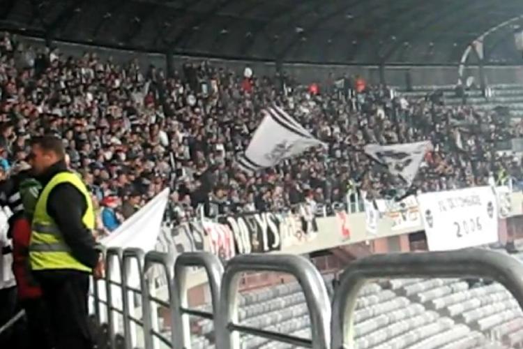 Suporterii U Cluj au "ars" de fericire in tribunele Cluj Arena! Spectacol de fumigene si cantece VIDEO 