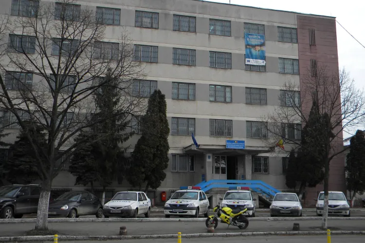 Sef din Politia Cluj dadea ponturi inculpatilor in legatura cu filajele facute de anchetatori 