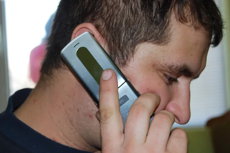 Convorbiri telefonice mai ieftine din 1 ianuarie. Vezi cu cat scat preturile