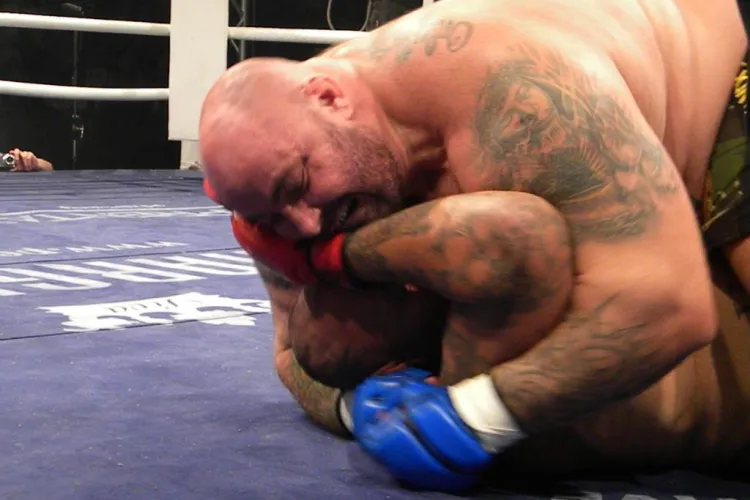 Alexandru Lungu nu a avut mila de Chris Mahle la Gala MM de la Cluj VEZI VIDEO