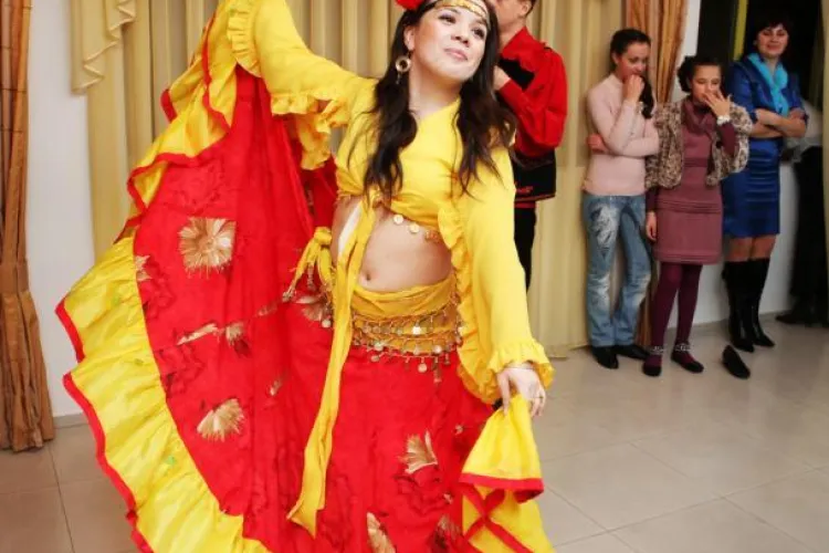 30 de bilete GRATUITE la o petrecere tiganeasca Gimmy Gipsy Dance Party si la un concert surpriza in Euphoria Music Hall pentru vineri seara