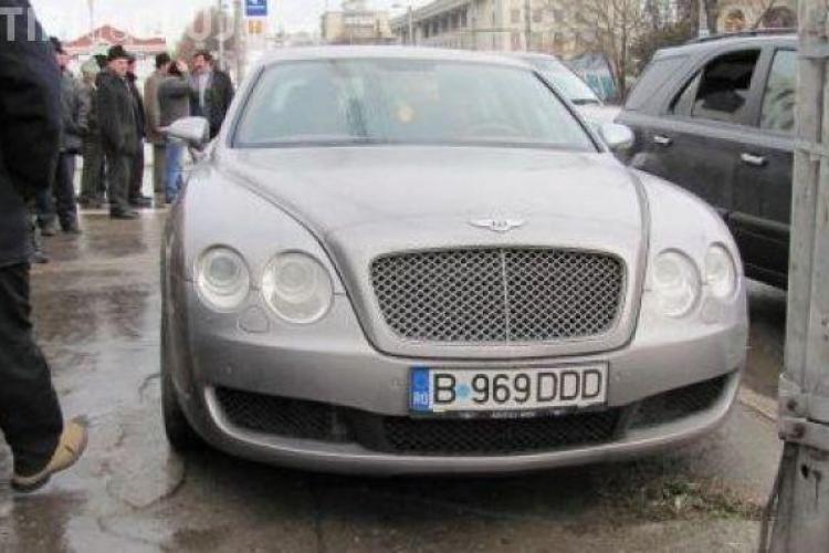 Bentley-ul de 150 000 de euro al lui Dan Diaconescu a plonjat in Dambovita. O persoana a fost ranita
