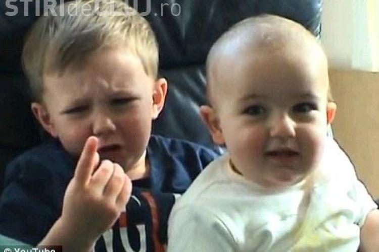 Doi copii, care fac senzatie pe YouTube, si-au imbogatit familia cu peste 120.000 de euro VIDEO