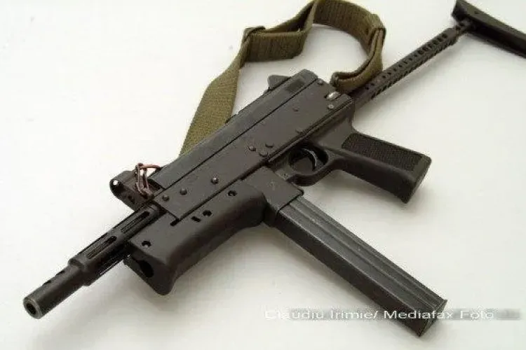 Arma cu care s-a tras asupra Casei Albe era de fabricatie romaneasca