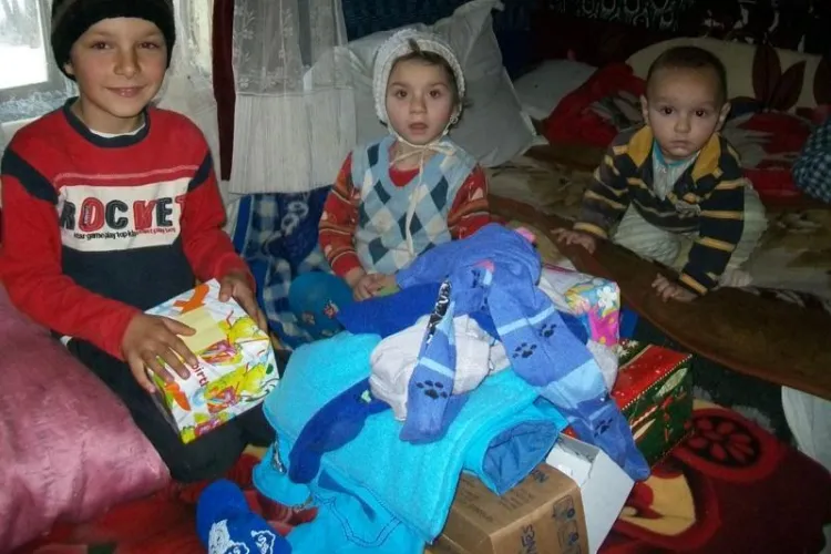 Campania ShoeBox pentru copii saraci. Vezi aici cum poti ajuta