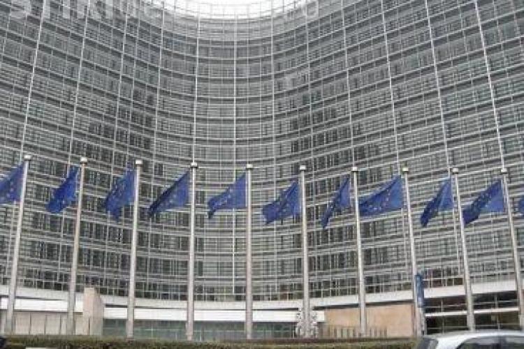 Funcionarii UE vor sa intre in greva