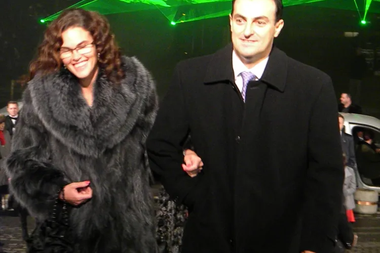 Sotia lui Sorin Apostu nu ar fi  trecut patru luni pe la biroul de avocatura, potrivit DNA! Motivarea Curtii de Apel Cluj