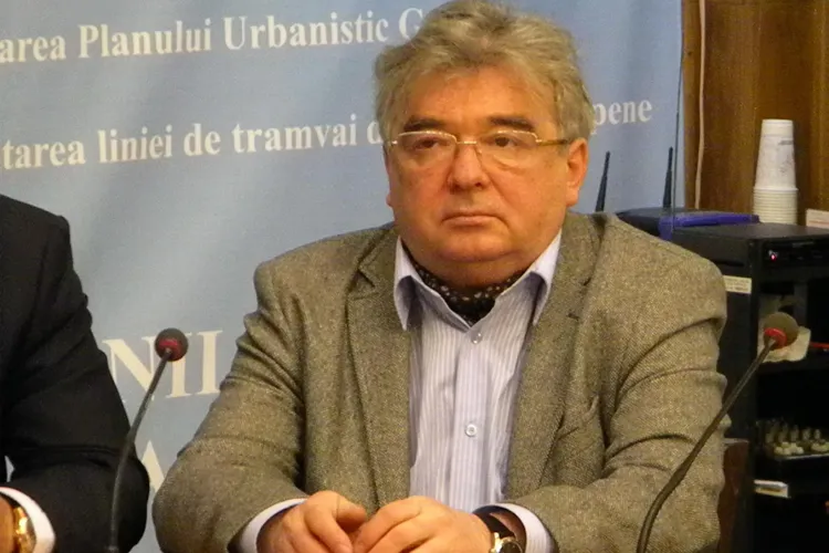 Sorin Apostu, suspendat din functie de Florin Stamatian 