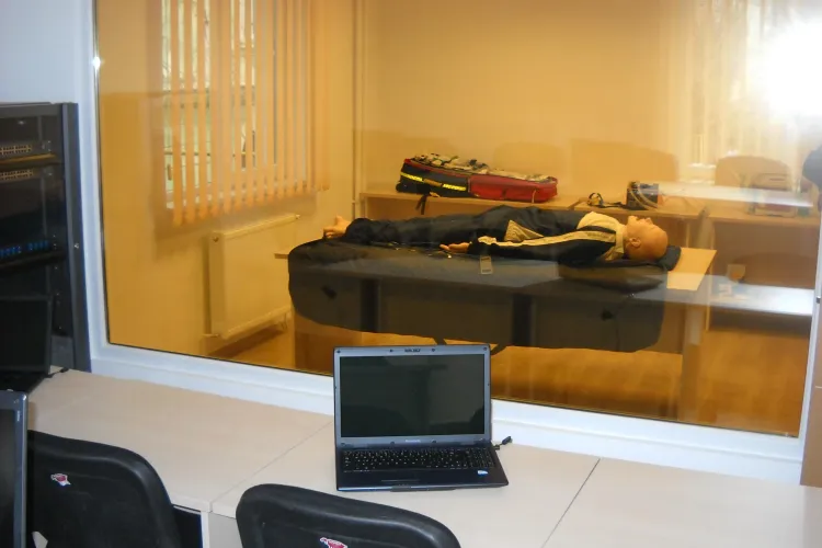 Manechine de 200 de mii de euro la noul centru de pregatire SMURD, inaugurat la Cluj. Vezi aici cum arata