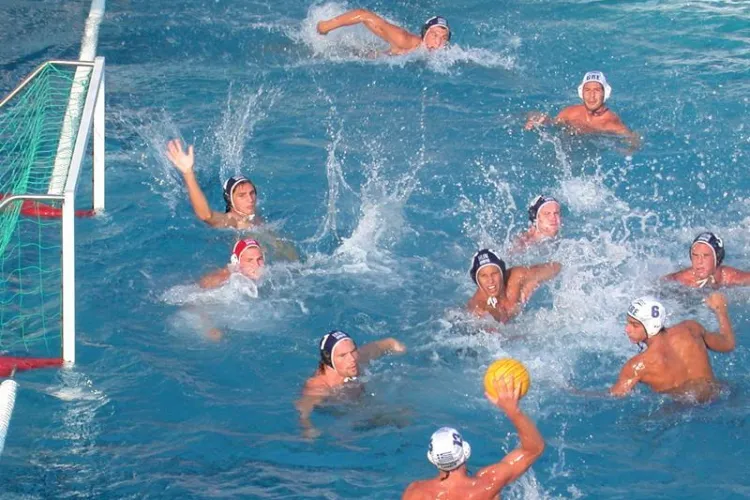 Universitatea Tehnica ii da afara din Bazinul Olimpic pe poloistii clujeni! Chiria s-a dublat EXCLUSIV