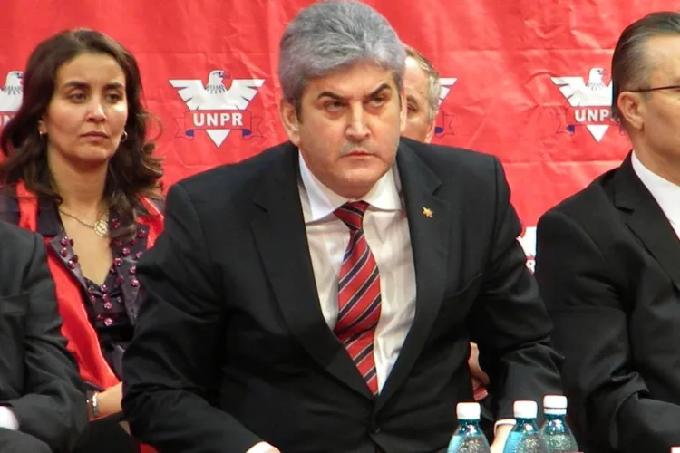 Ministrul Apararii: Militarii vor lucra pe buget de avarie in 2012