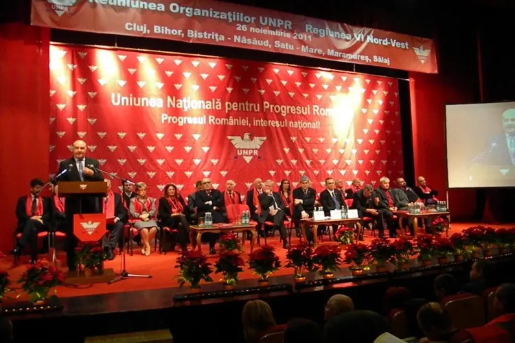 E criza? Vezi cu ce masini de lux au venit liderii UNPR la Cluj FOTO