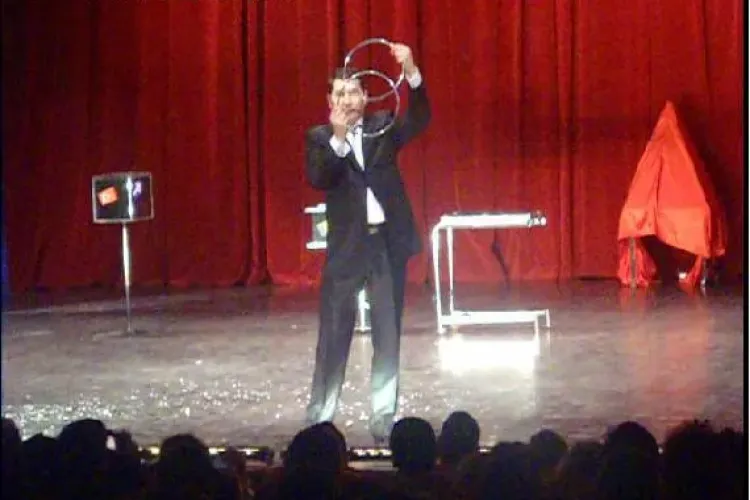 Dan Bucfing magie spectaculoasa la show -ul caritabil "Nepoti de Craciun" VIDEO