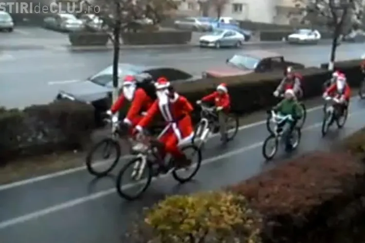 Mos Craciun a pedalat prin Cluj-Napoca, duminica, 4 decembrie VIDEO