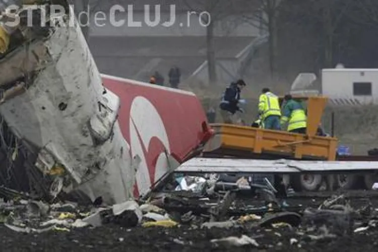 Un avion s-a prabusit peste o scoala in Filipine